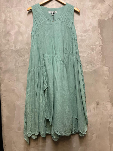 Sleeveless Uma Dress