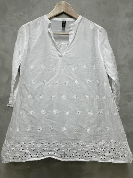 Young Designer Exclusive Eyelet Cotton Tunic