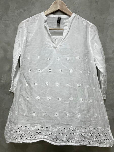Young Designer Exclusive Eyelet Cotton Tunic