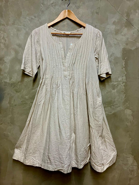 Young Designer Exclusive Linen Dress