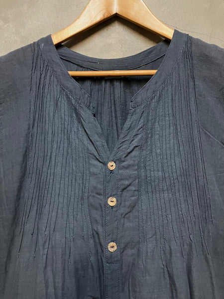 Young Designer Exclusive Pin-Tuck 3 Button Dress