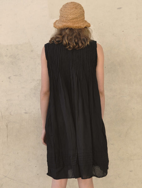 5137 Sleeveless Francoise Dress