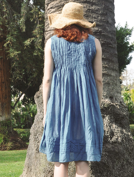 5137 Sleeveless Francoise Dress